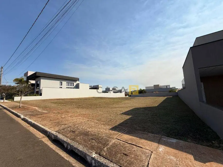 Foto 3 de Terreno / Lote à venda, 450m2 em Americana - SP