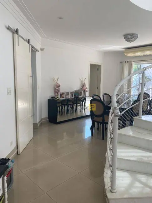 Casa com 3 quartos à venda, 461m2 em Vila Santa Maria, Americana - SP - imagem 6 Foto 6 de Casa com 3 quartos à venda, 461m2 em Vila Santa Maria, Americana - SP