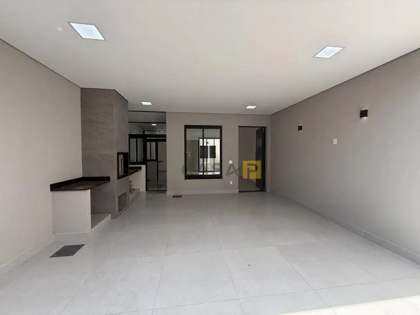 Foto 3 de Casa com 3 quartos à venda, 150m2 em Parque Universitário, Americana - SP