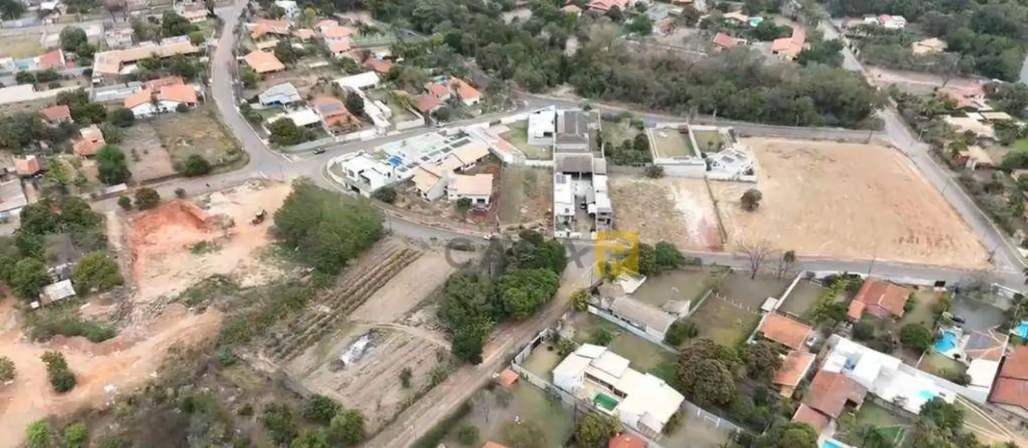Foto 2 de Terreno / Lote à venda, 713m2 em Fazenda Santa Lúcia, Americana - SP