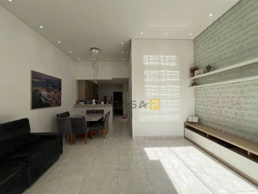 Casa com 3 quartos à venda, 150m2 em Parque Universitário, Americana - SP - imagem 5 Foto 5 de Casa com 3 quartos à venda, 150m2 em Parque Universitário, Americana - SP