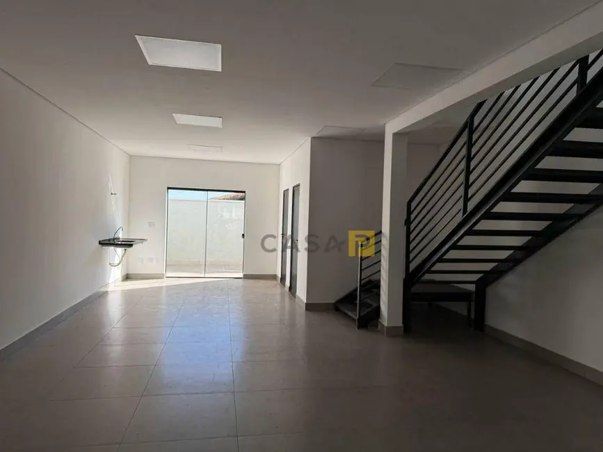 Sala Comercial para alugar, 227m2 em São Manoel, Americana - SP - imagem 3 Foto 3 de Sala Comercial para alugar, 227m2 em São Manoel, Americana - SP