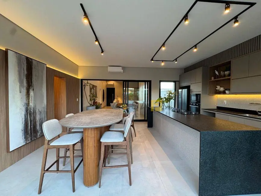 Foto 9 de Casa de Condomínio com 3 quartos à venda, 390m2 em Nova Odessa - SP