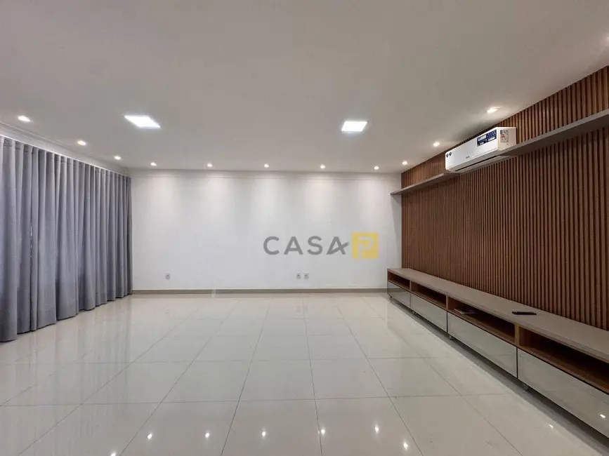 Casa de Condomínio com 3 quartos para alugar, 300m2 em Residencial Imigrantes, Nova Odessa - SP - imagem 2 Foto 2 de Casa de Condomínio com 3 quartos para alugar, 300m2 em Residencial Imigrantes, Nova Odessa - SP