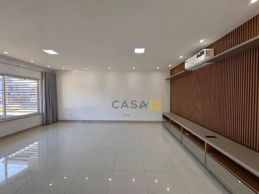 Casa de Condomínio com 3 quartos para alugar, 300m2 em Residencial Imigrantes, Nova Odessa - SP - imagem 3 Foto 3 de Casa de Condomínio com 3 quartos para alugar, 300m2 em Residencial Imigrantes, Nova Odessa - SP