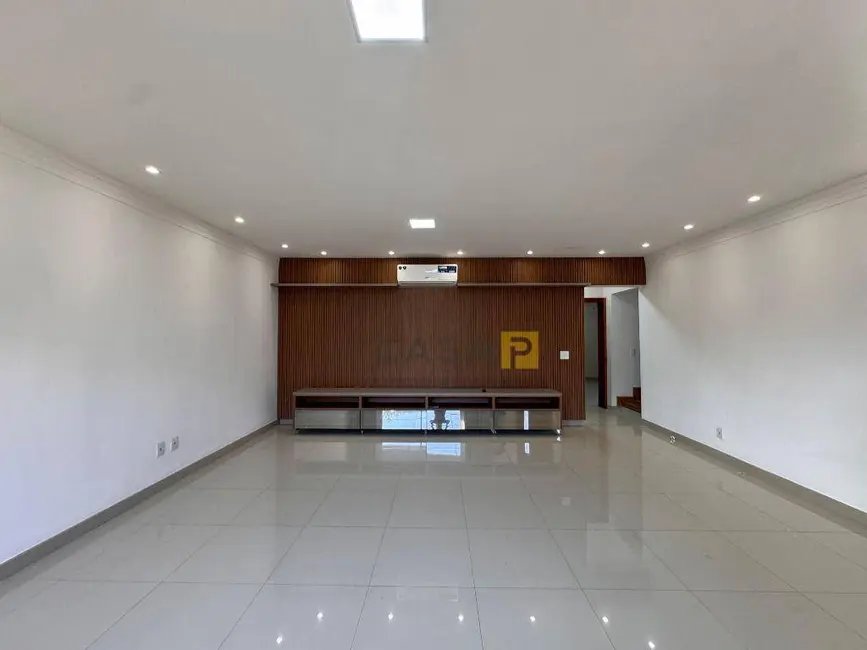 Casa de Condomínio com 3 quartos para alugar, 300m2 em Residencial Imigrantes, Nova Odessa - SP - imagem 4 Foto 4 de Casa de Condomínio com 3 quartos para alugar, 300m2 em Residencial Imigrantes, Nova Odessa - SP