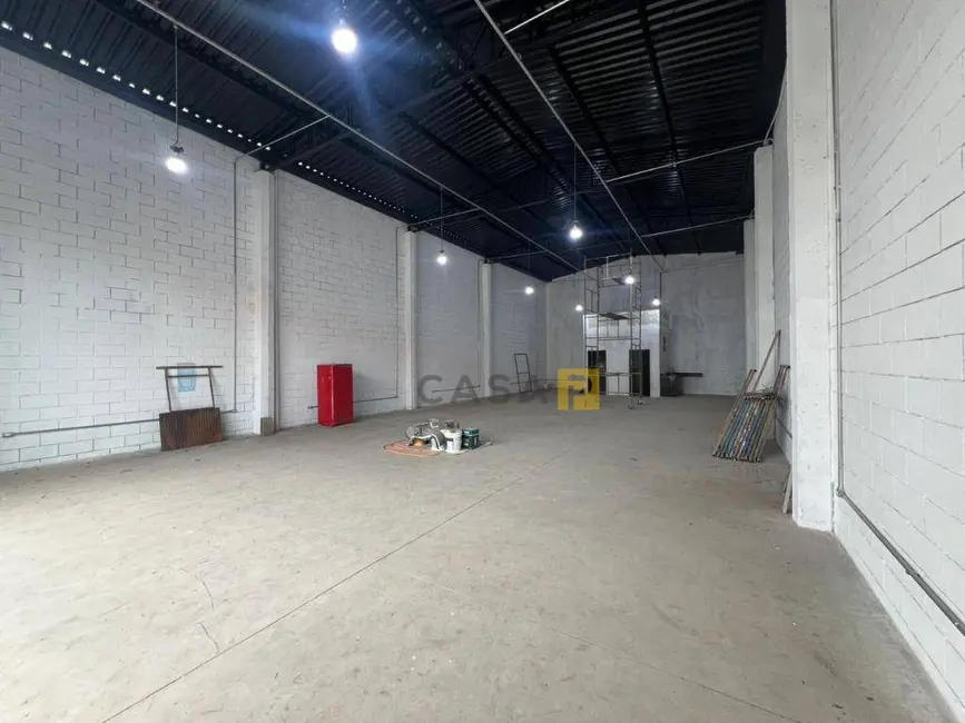 Sala Comercial para alugar, 250m2 em Jardim Santa Rosa, Nova Odessa - SP - imagem 4 Foto 4 de Sala Comercial para alugar, 250m2 em Jardim Santa Rosa, Nova Odessa - SP