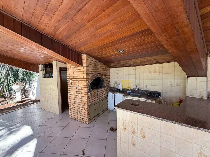 Foto 6 de Casa com 4 quartos à venda, 640m2 em Jardim Santana, Americana - SP