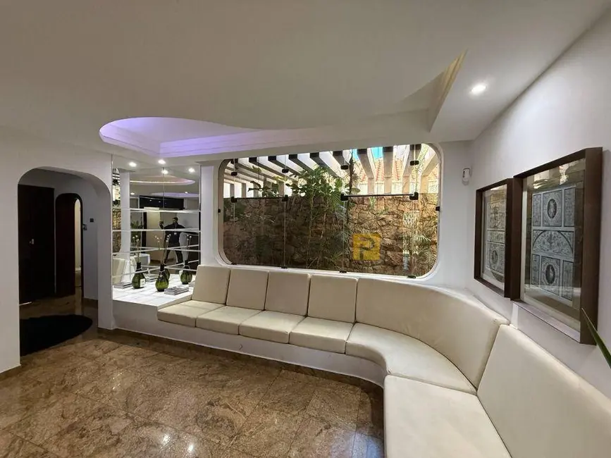 Foto 8 de Casa com 4 quartos à venda, 640m2 em Jardim Santana, Americana - SP