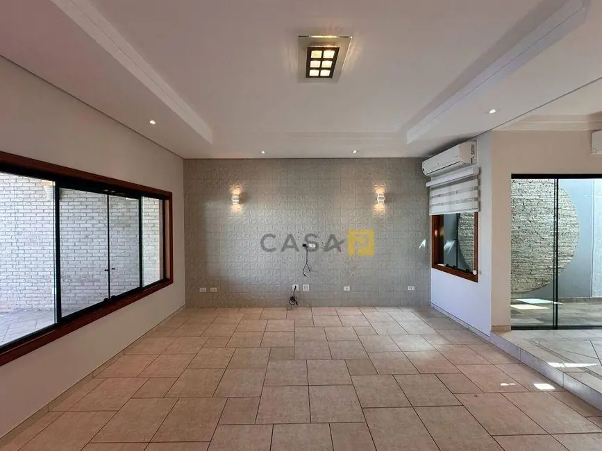 Casa com 3 quartos para alugar, 400m2 em Vila Santa Maria, Americana - SP - imagem 9 Foto 9 de Casa com 3 quartos para alugar, 400m2 em Vila Santa Maria, Americana - SP