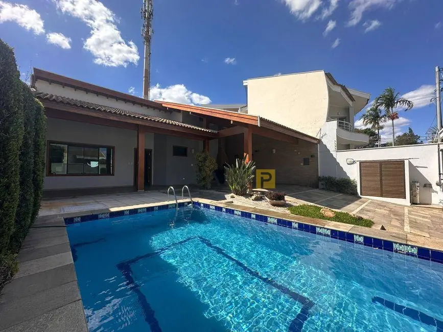 Casa com 3 quartos para alugar, 400m2 em Vila Santa Maria, Americana - SP - imagem 1 Foto 1 de Casa com 3 quartos para alugar, 400m2 em Vila Santa Maria, Americana - SP