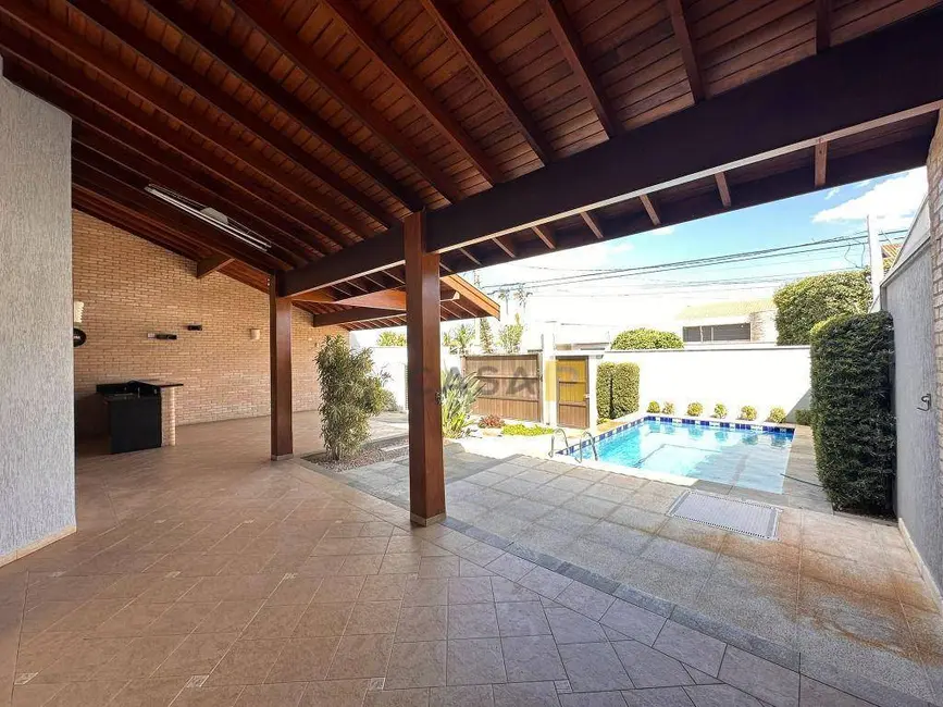 Casa com 3 quartos para alugar, 400m2 em Vila Santa Maria, Americana - SP - imagem 4 Foto 4 de Casa com 3 quartos para alugar, 400m2 em Vila Santa Maria, Americana - SP