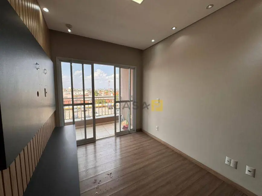 Apartamento com 3 quartos para alugar, 81m2 em Jardim Jacyra, Americana - SP - imagem 5 Foto 5 de Apartamento com 3 quartos para alugar, 81m2 em Jardim Jacyra, Americana - SP