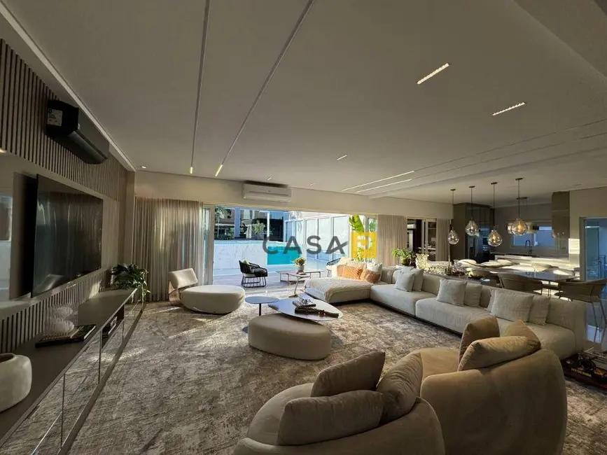 Foto 2 de Casa de Condomínio com 4 quartos à venda, 1077m2 em Nova Odessa - SP