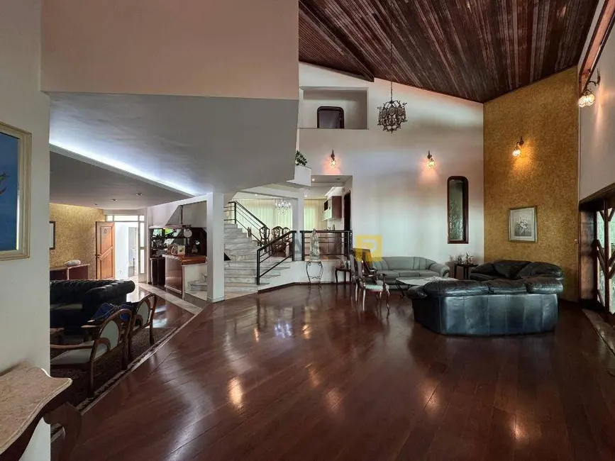 Casa com 4 quartos à venda e para alugar, 1000m2 em Chácara Machadinho II, Americana - SP - imagem 9 Foto 9 de Casa com 4 quartos à venda e para alugar, 1000m2 em Chácara Machadinho II, Americana - SP