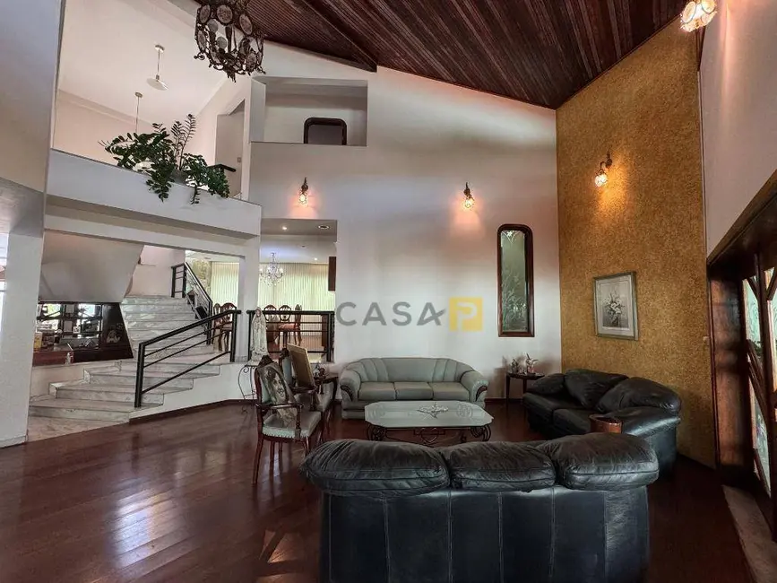 Casa com 4 quartos à venda e para alugar, 1000m2 em Chácara Machadinho II, Americana - SP - imagem 6 Foto 6 de Casa com 4 quartos à venda e para alugar, 1000m2 em Chácara Machadinho II, Americana - SP