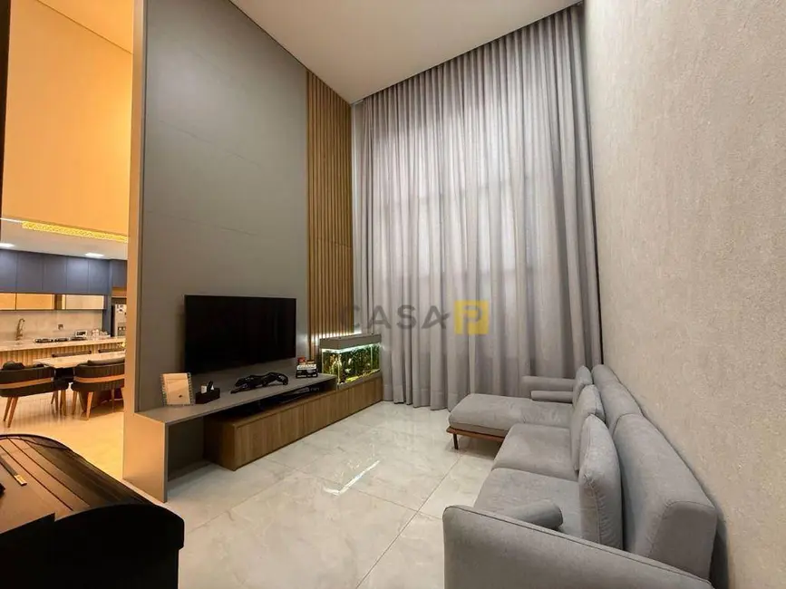 Casa de Condomínio com 3 quartos à venda, 350m2 em Jardim Pau Brasil, Americana - SP - imagem 4 Foto 4 de Casa de Condomínio com 3 quartos à venda, 350m2 em Jardim Pau Brasil, Americana - SP