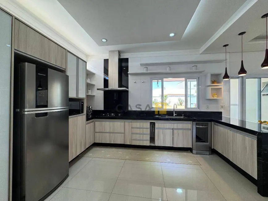 Casa de Condomínio com 4 quartos à venda, 524m2 em Loteamento Residencial Jardim dos Ipês Amarelos, Americana - SP - imagem 6 Foto 6 de Casa de Condomínio com 4 quartos à venda, 524m2 em Loteamento Residencial Jardim dos Ipês Amarelos, Americana - SP