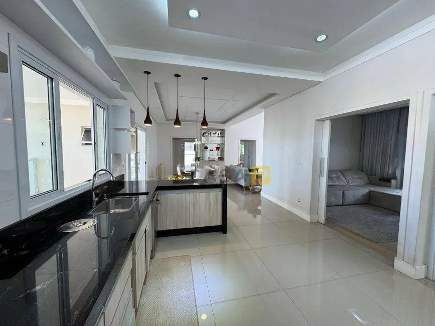 Casa de Condomínio com 4 quartos à venda, 524m2 em Loteamento Residencial Jardim dos Ipês Amarelos, Americana - SP - imagem 8 Foto 8 de Casa de Condomínio com 4 quartos à venda, 524m2 em Loteamento Residencial Jardim dos Ipês Amarelos, Americana - SP