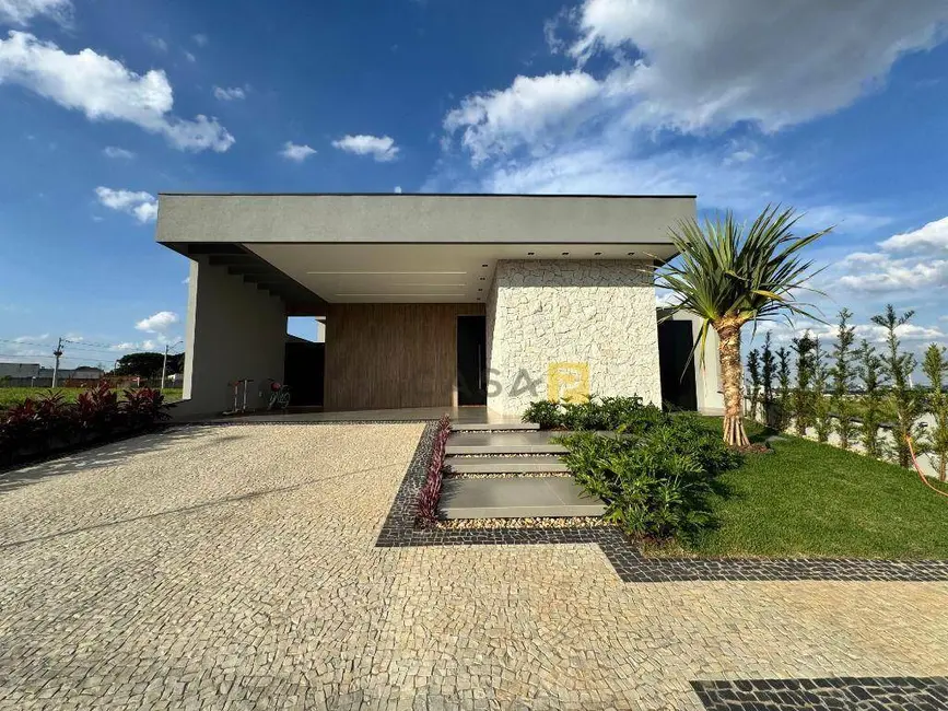 Foto 2 de Casa de Condomínio com 3 quartos à venda, 300m2 em Nova Odessa - SP