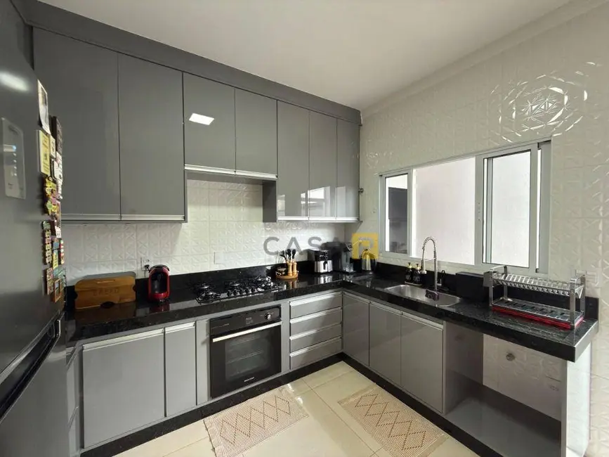 Foto 8 de Casa de Condomínio com 3 quartos à venda, 300m2 em Nova Odessa - SP