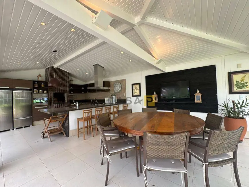 Casa de Condomínio com 3 quartos à venda, 1176m2 em Iate Clube de Americana, Americana - SP - imagem 9 Foto 9 de Casa de Condomínio com 3 quartos à venda, 1176m2 em Iate Clube de Americana, Americana - SP