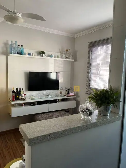 Foto 1 de Apartamento com 2 quartos à venda, 50m2 em Chácara Letônia, Americana - SP