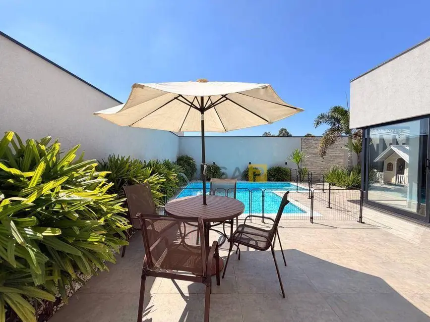 Foto 2 de Casa de Condomínio com 3 quartos à venda, 450m2 em Riviera Tamborlim, Americana - SP