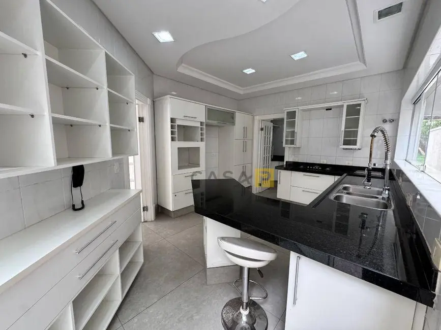 Foto 8 de Casa de Condomínio com 3 quartos à venda e para alugar, 375m2 em Chácara Letônia, Americana - SP