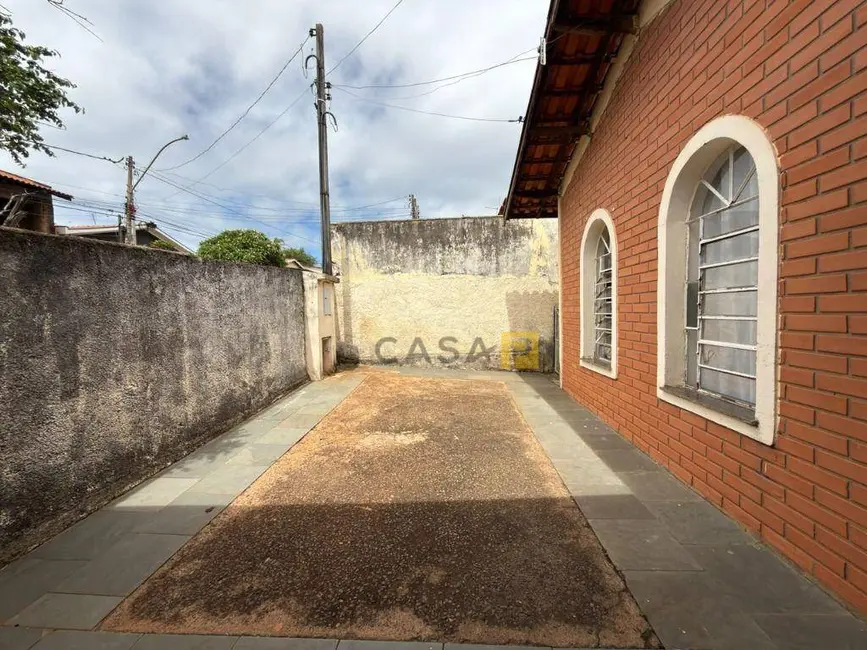 Foto 1 de Casa com 2 quartos à venda, 300m2 em Jardim Santa Rosa, Nova Odessa - SP