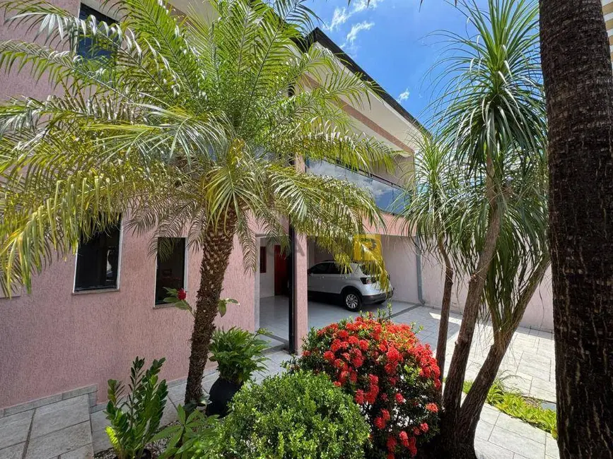 Foto 2 de Casa com 3 quartos à venda, 275m2 em Vila Santa Maria, Americana - SP