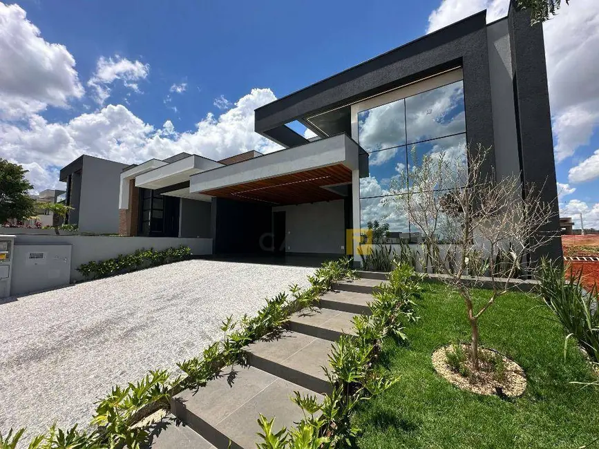 Foto 1 de Casa de Condomínio com 3 quartos à venda, 309m2 em Nova Odessa - SP