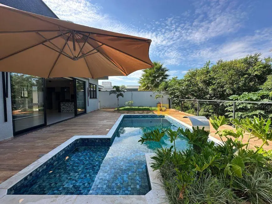 Foto 3 de Casa de Condomínio com 3 quartos à venda, 490m2 em Nova Odessa - SP