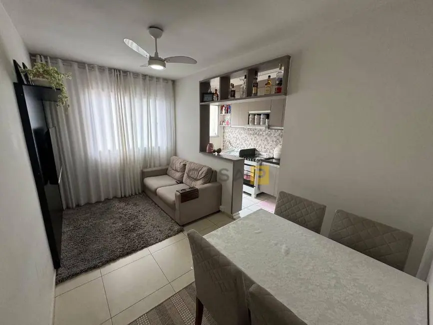 Foto 1 de Apartamento com 2 quartos à venda, 55m2 em Chácara Letônia, Americana - SP