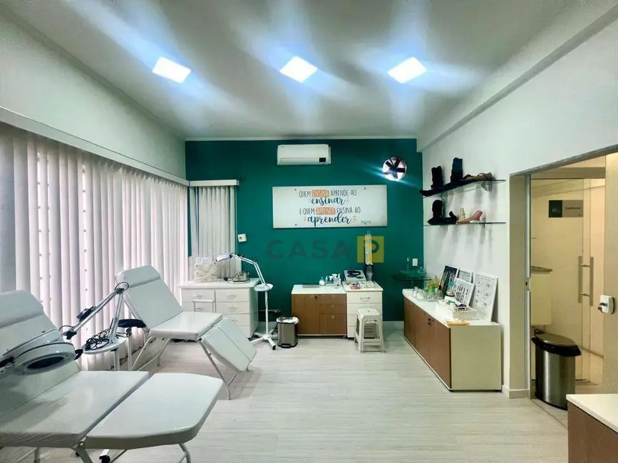 Foto 8 de Casa à venda, 378m2 em Vila Medon, Americana - SP