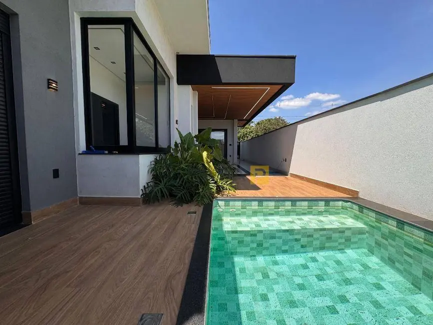 Foto 1 de Casa de Condomínio com 3 quartos à venda, 300m2 em Nova Odessa - SP