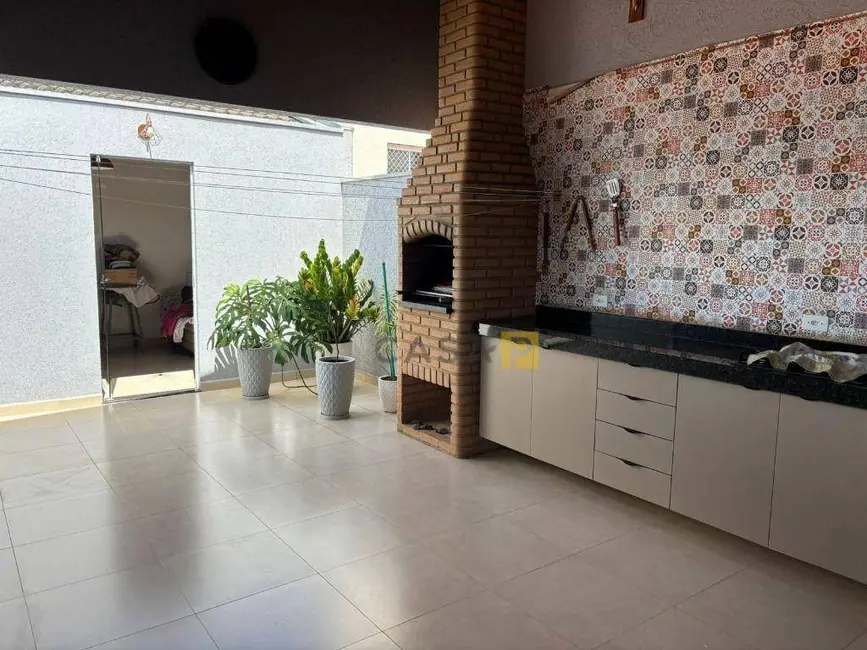 Foto 2 de Casa com 3 quartos à venda, 150m2 em Jardim Boer I, Americana - SP