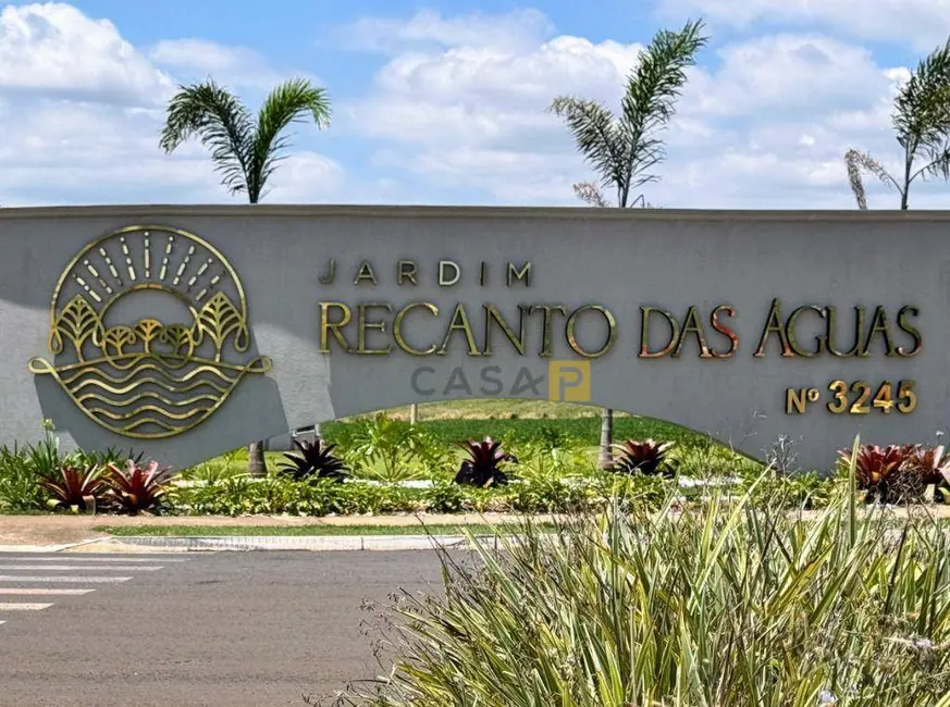 Foto 1 de Terreno / Lote à venda, 301m2 em Nova Odessa - SP