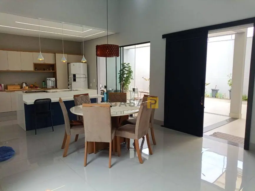 Foto 4 de Casa com 3 quartos à venda, 325m2 em Jardim Amélia, Americana - SP