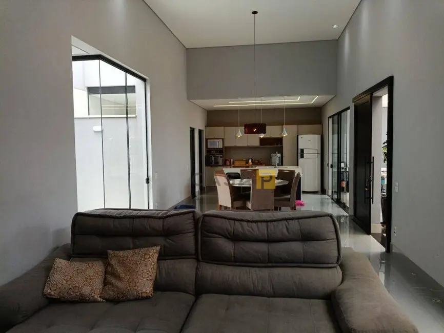 Foto 3 de Casa com 3 quartos à venda, 325m2 em Jardim Amélia, Americana - SP