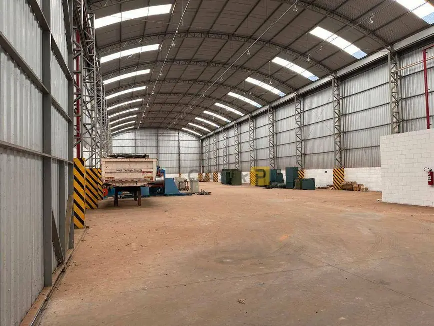 Foto 3 de Armazém / Galpão para alugar, 1600m2 em Jardim Olga Veroni, Limeira - SP