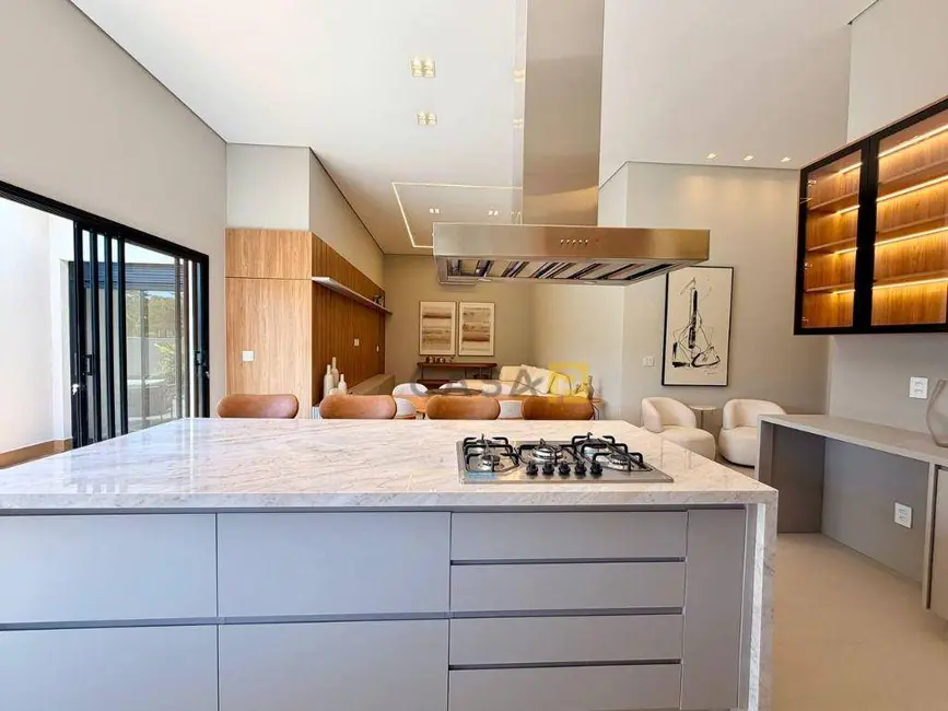 Casa de Condomínio com 3 quartos à venda, 332m2 em - SP - imagem 7 Foto 7 de Casa de Condomínio com 3 quartos à venda, 332m2 em - SP