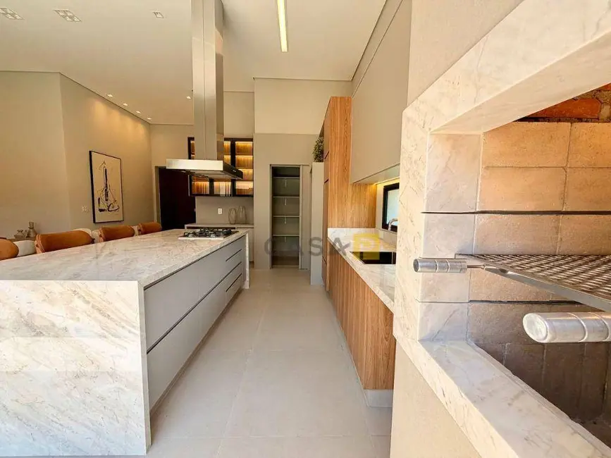 Casa de Condomínio com 3 quartos à venda, 332m2 em - SP - imagem 5 Foto 5 de Casa de Condomínio com 3 quartos à venda, 332m2 em - SP