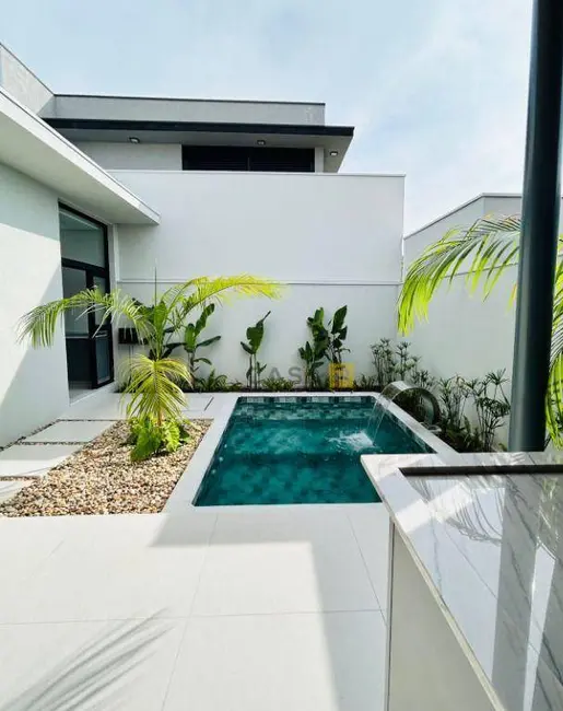 Foto 1 de Casa de Condomínio com 3 quartos à venda, 302m2 em Nova Odessa - SP