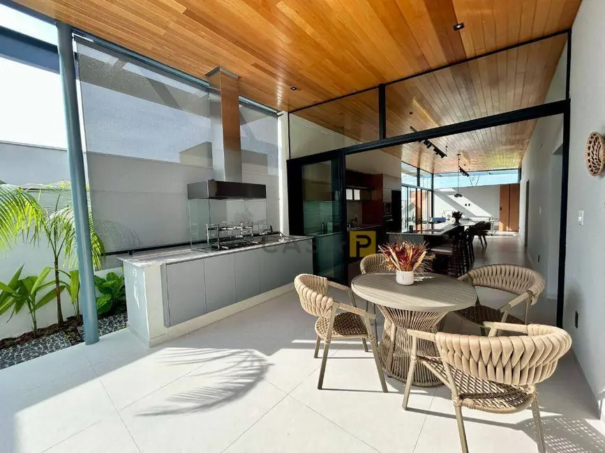 Foto 2 de Casa de Condomínio com 3 quartos à venda, 302m2 em Nova Odessa - SP