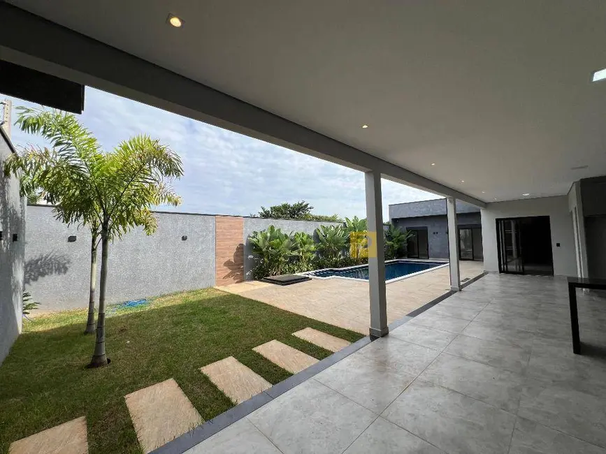 Foto 4 de Casa com 3 quartos à venda, 250m2 em Nova Odessa - SP