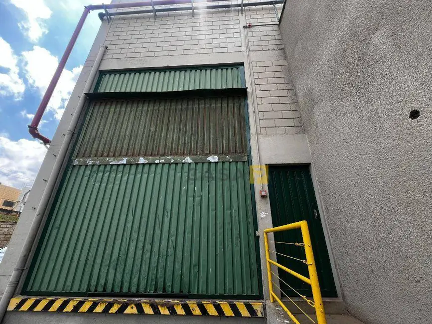 Foto 3 de Armazém / Galpão à venda, 900m2 em Vila Israel, Americana - SP