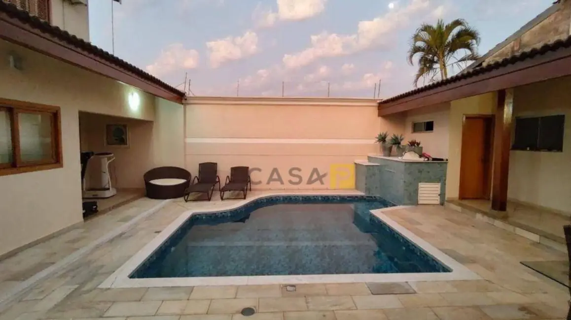 Foto 3 de Casa com 3 quartos à venda e para alugar, 400m2 em Jardim Bela Vista, Nova Odessa - SP