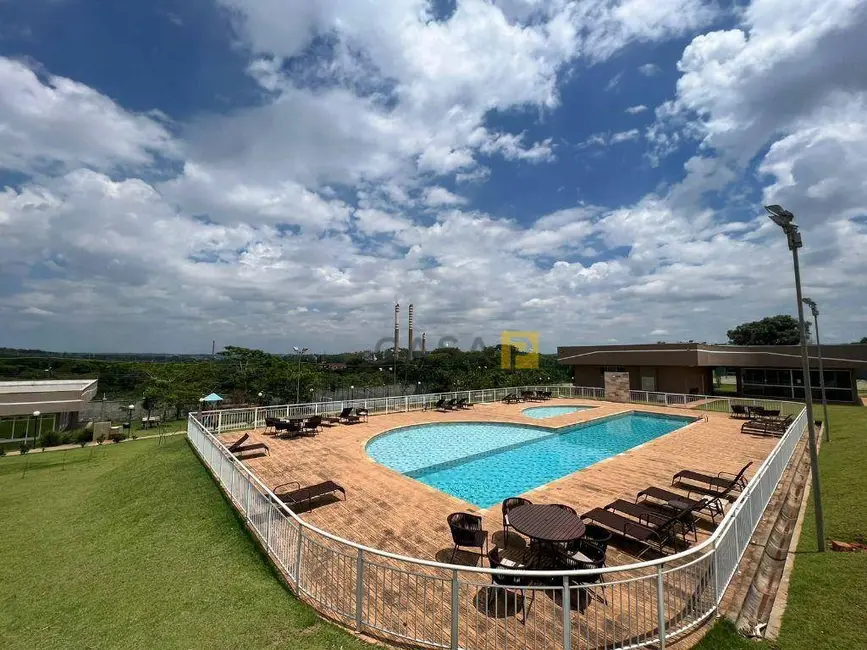 Foto 1 de Terreno / Lote à venda, 341m2 em Parque Nova Carioba, Americana - SP