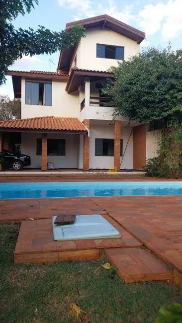 Foto 1 de Chácara com 4 quartos à venda, 1132m2 em Parque dos Pinheiros, Nova Odessa - SP